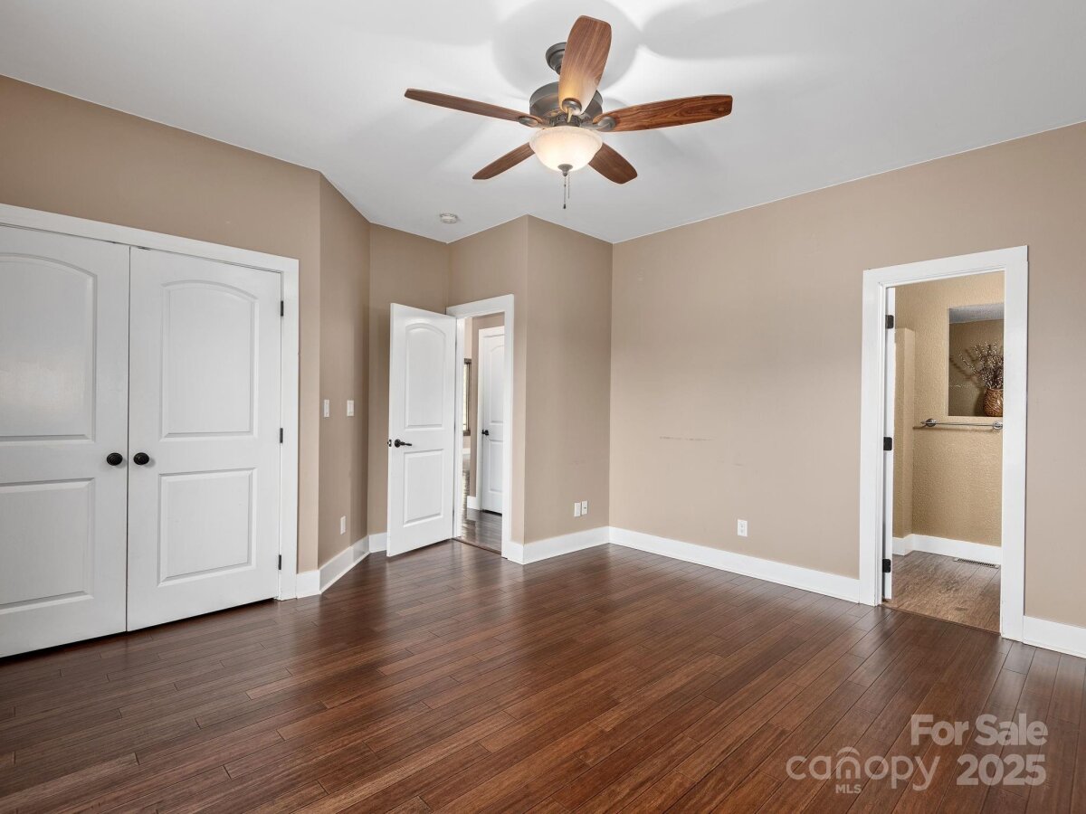 Weaverville 25 4308963y