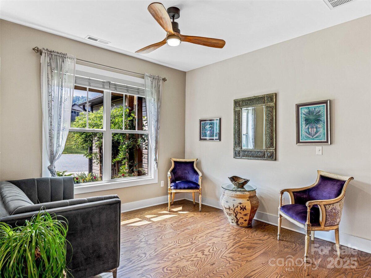 Weaverville 9 4309238i