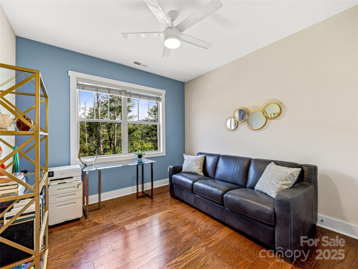 Weaverville 25 4309238y