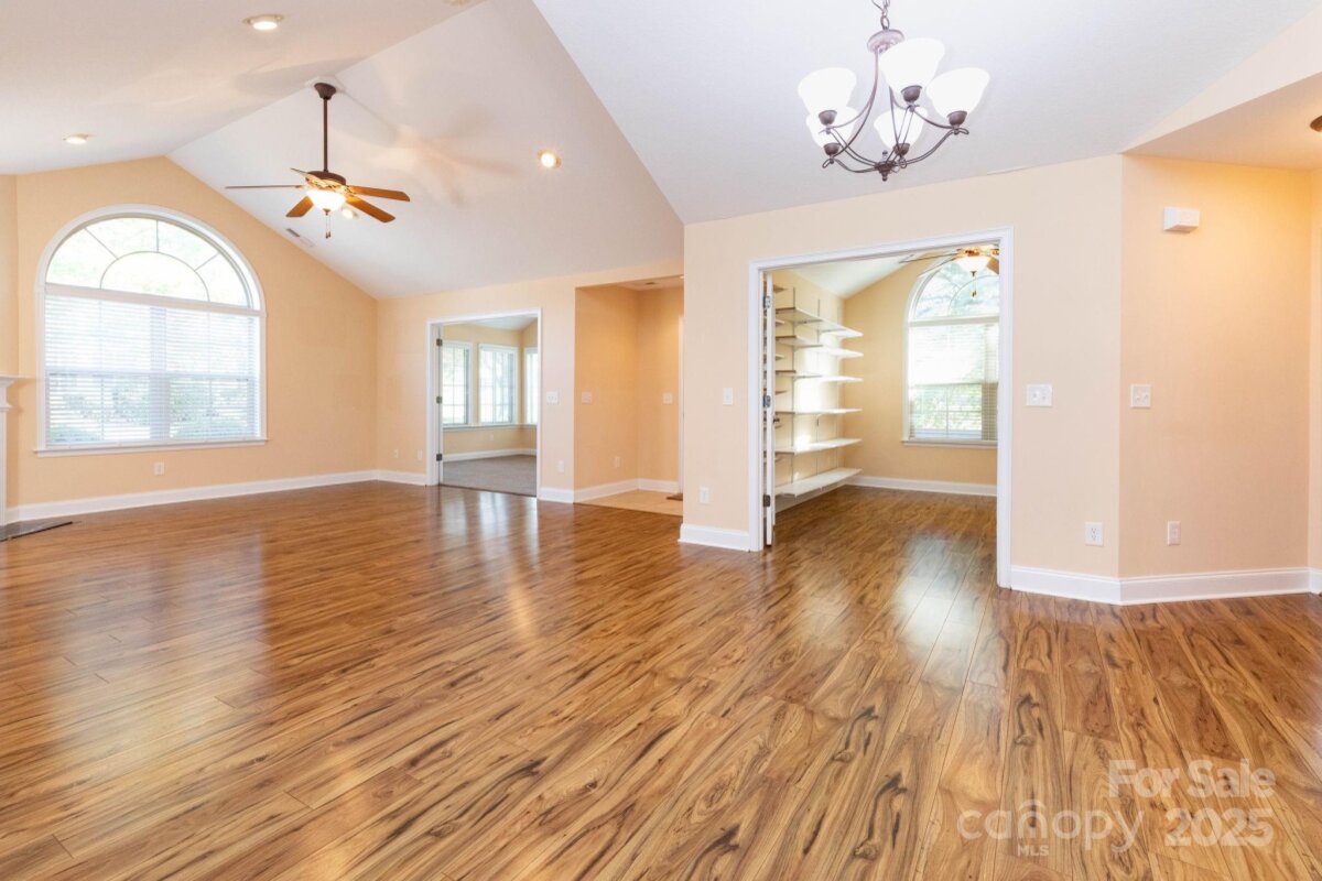 Weaverville 4 4309713d