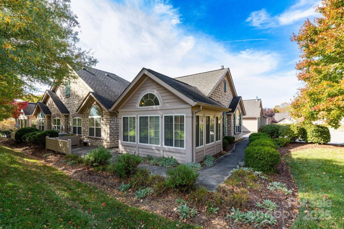 Weaverville 21 4309713u