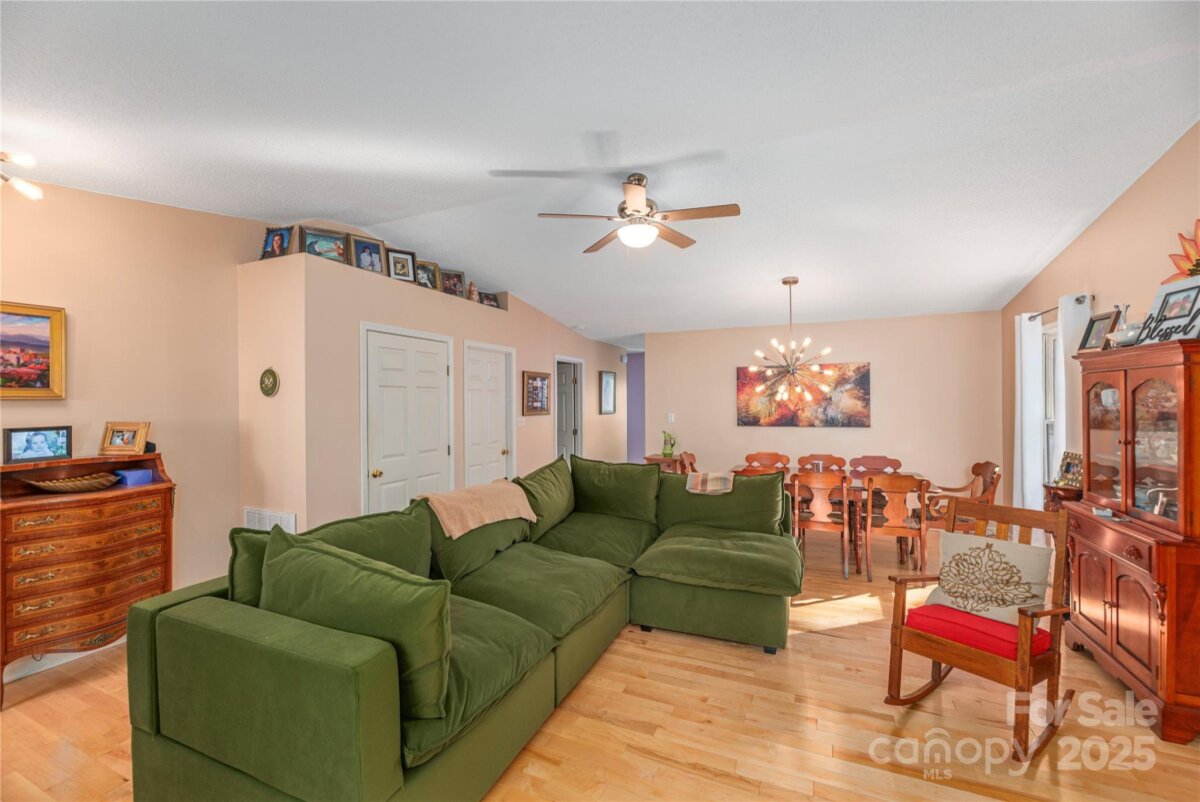 Avery Creek 8 4309868h