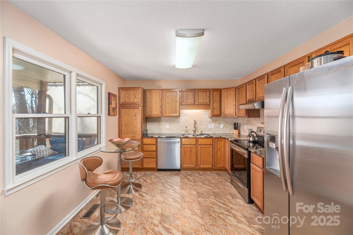 Avery Creek 12 4309868l