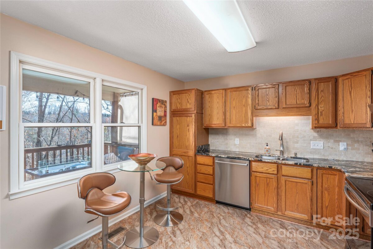 Avery Creek 13 4309868m