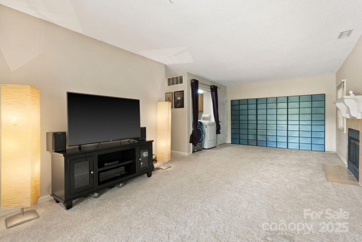 Avery Creek 16 4310147p