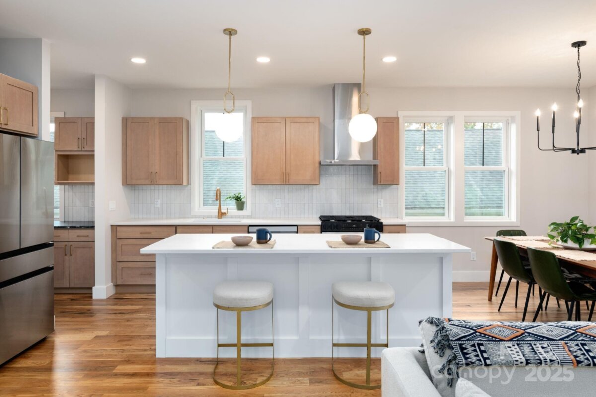 West Asheville 12 4311068l