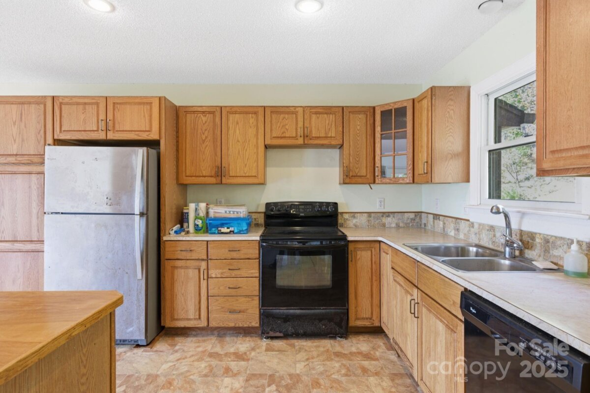 Weaverville 4 4311233d