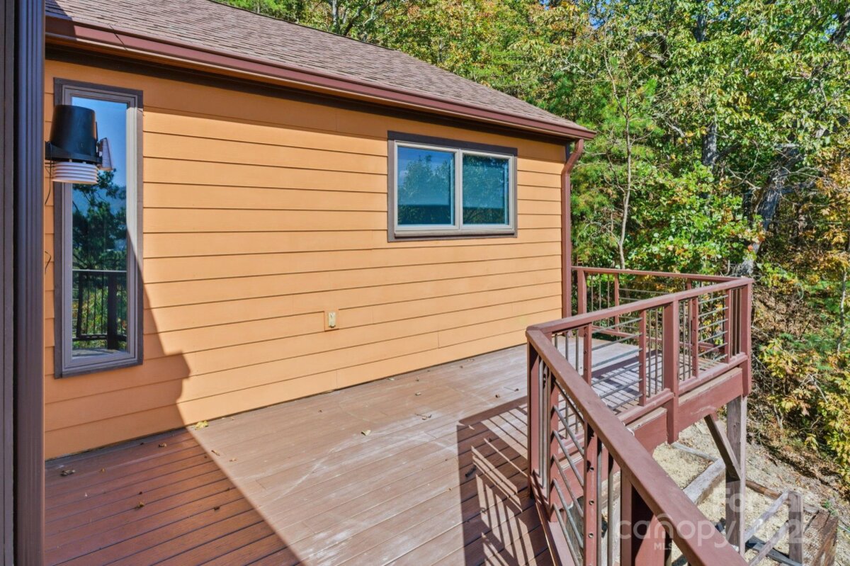 Weaverville 25 4311233y