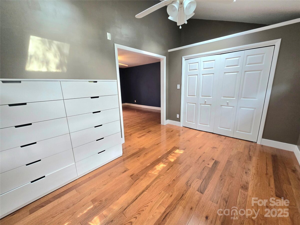 Avery Creek 10 4311495j