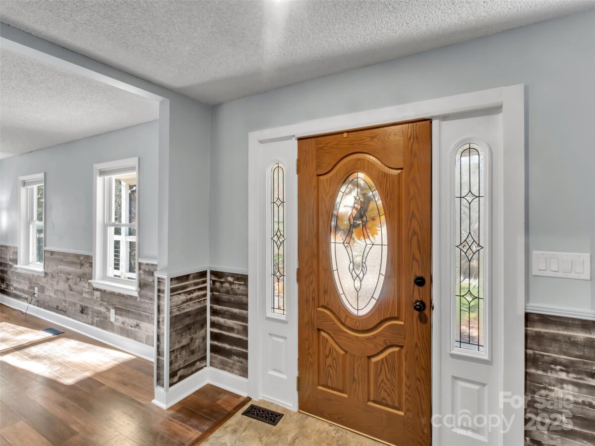 Waynesville 8 4311672h