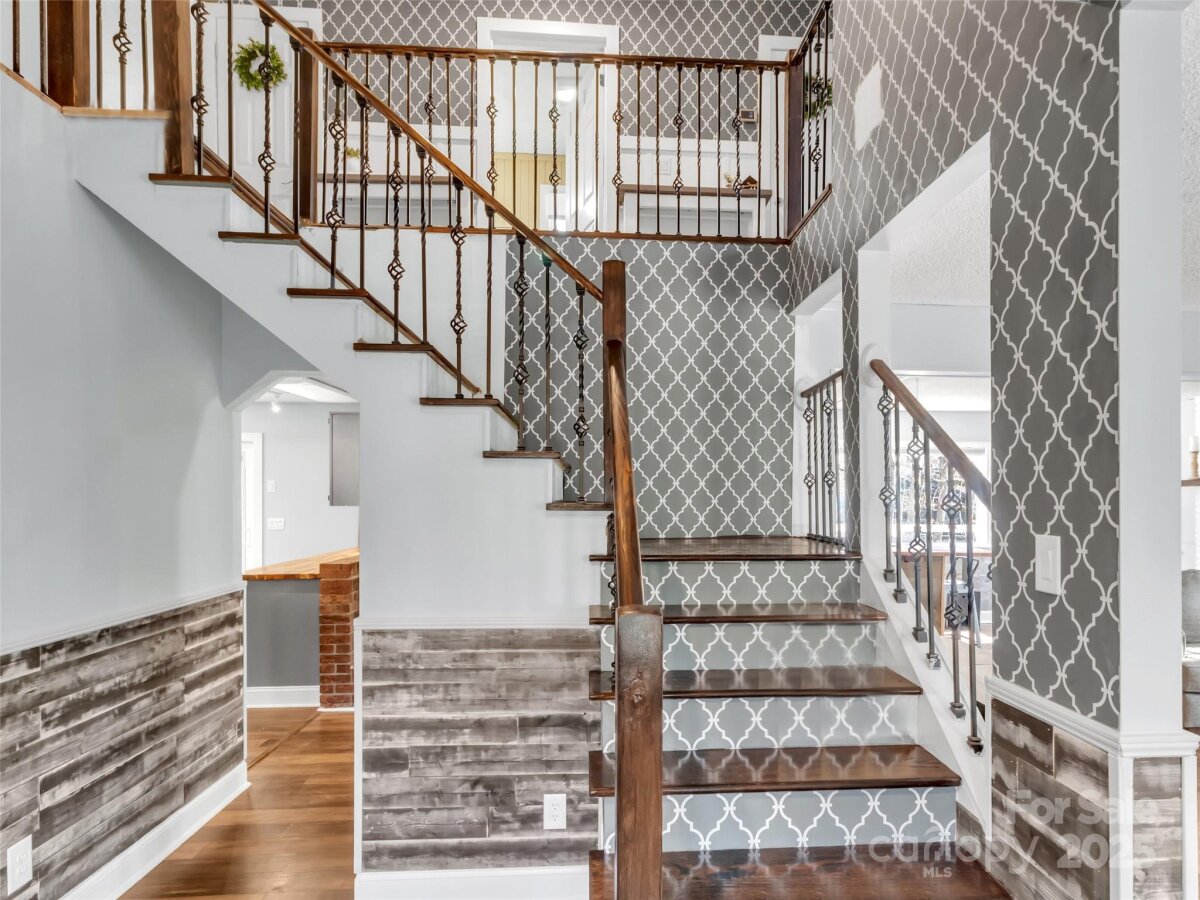 Waynesville 20 4311672t