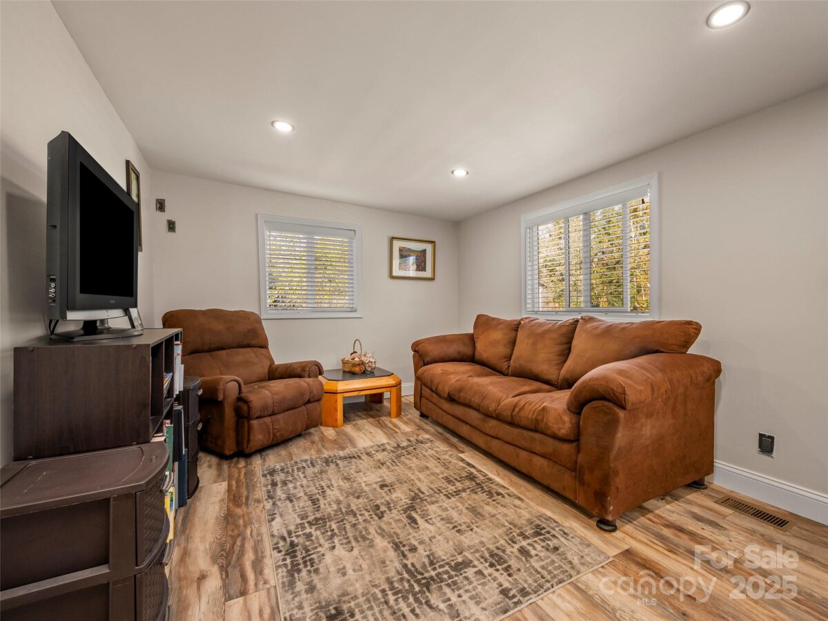 Fletcher 22 4312406v