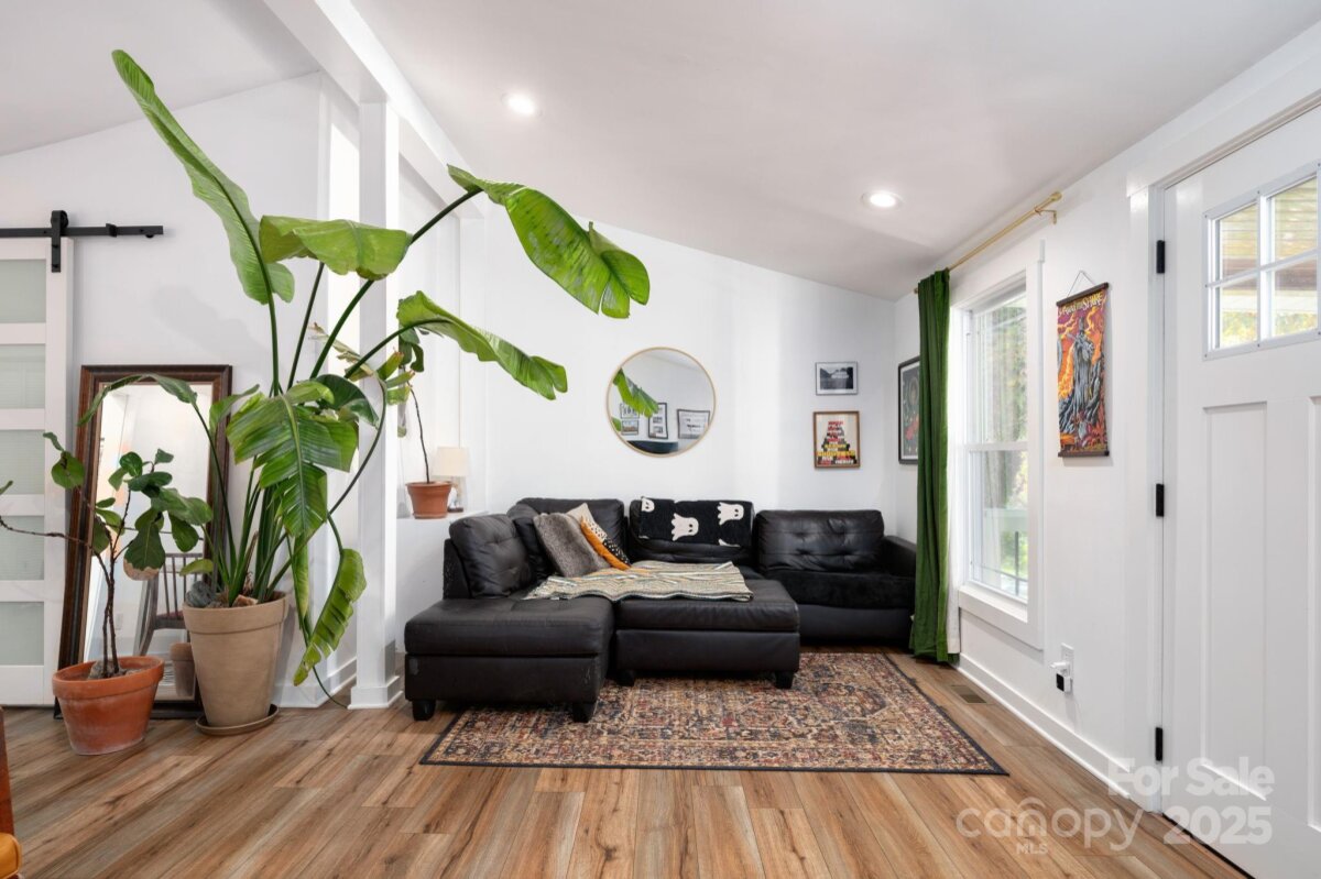 Leicester 6 4312462f