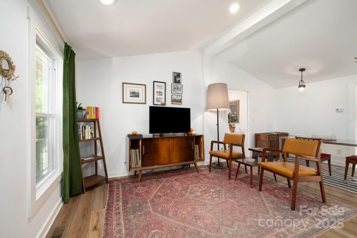 Leicester 8 4312462h