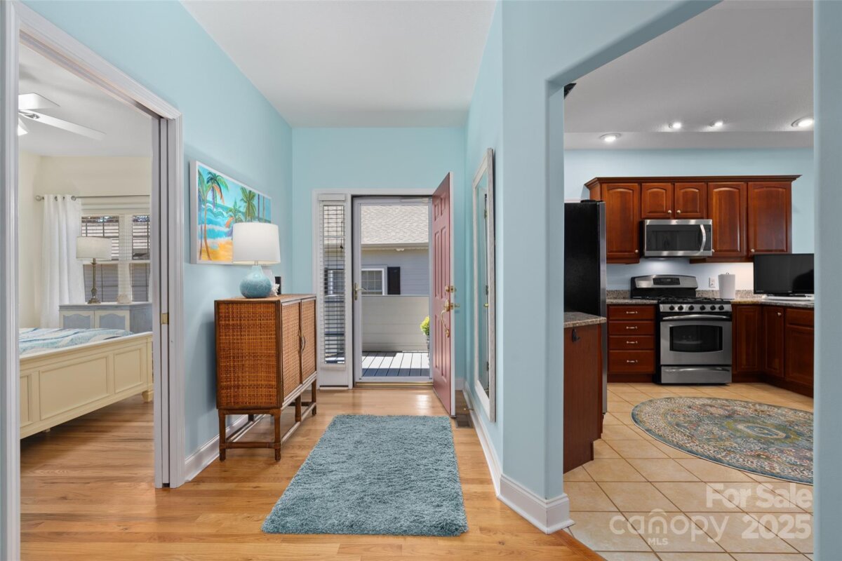 Avery Creek 9 4312790i