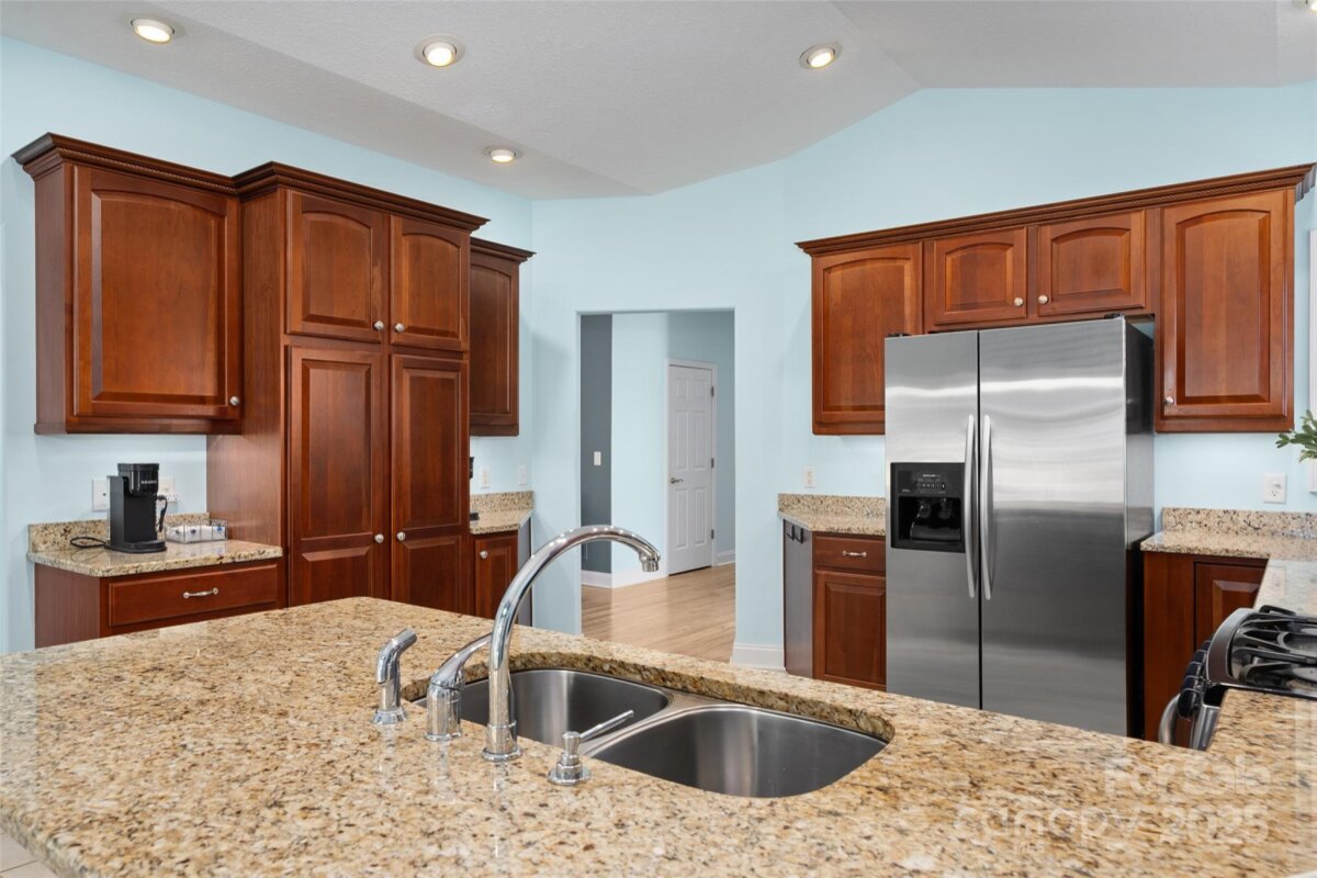 Avery Creek 11 4312790k