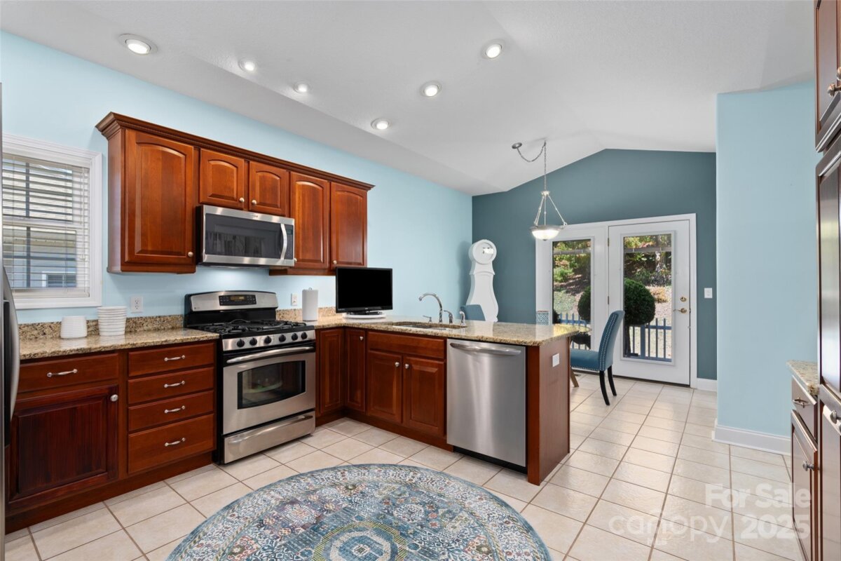 Avery Creek 12 4312790l