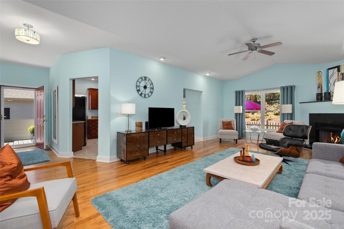 Avery Creek 18 4312790r