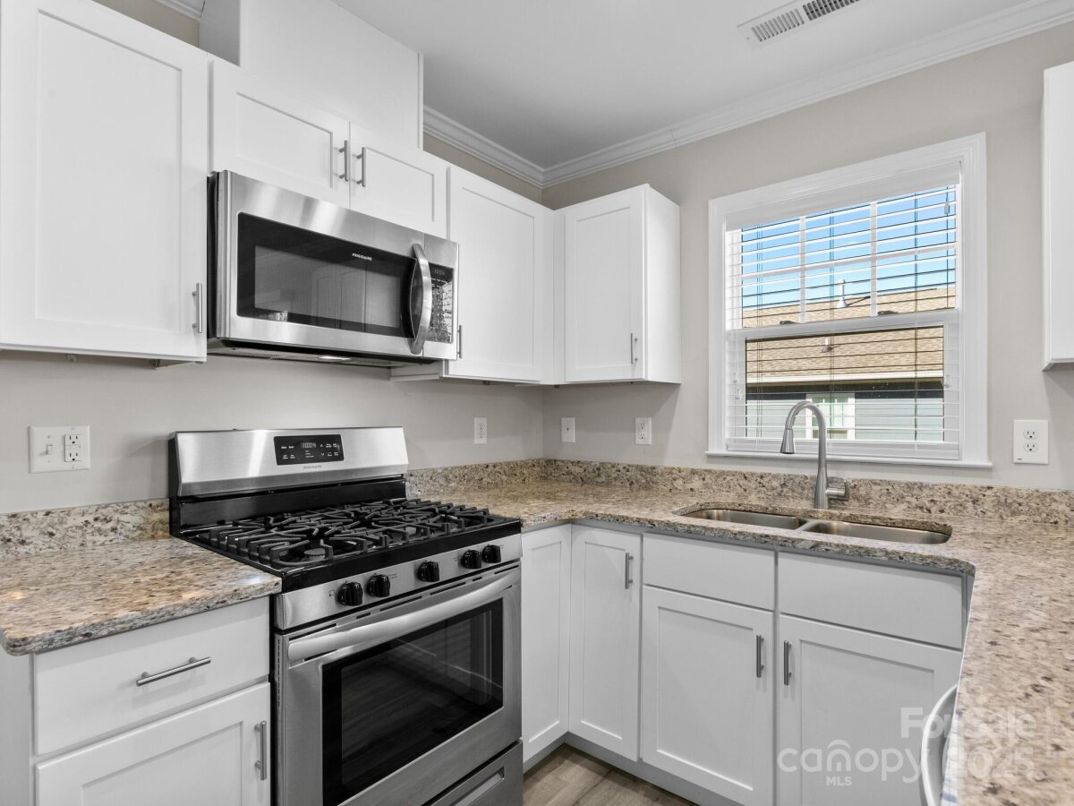 Avery Creek 8 4312828h