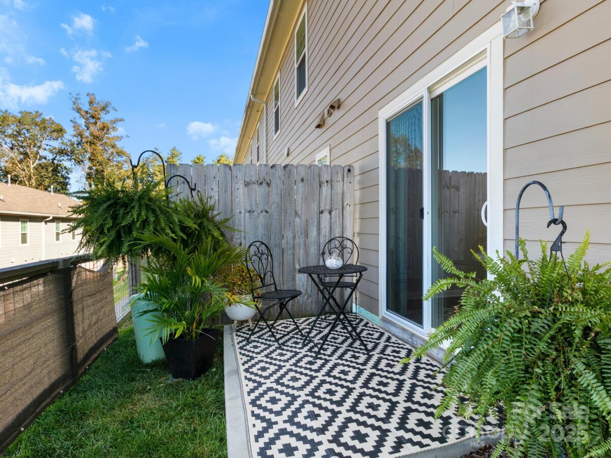 Avery Creek 16 4312828p