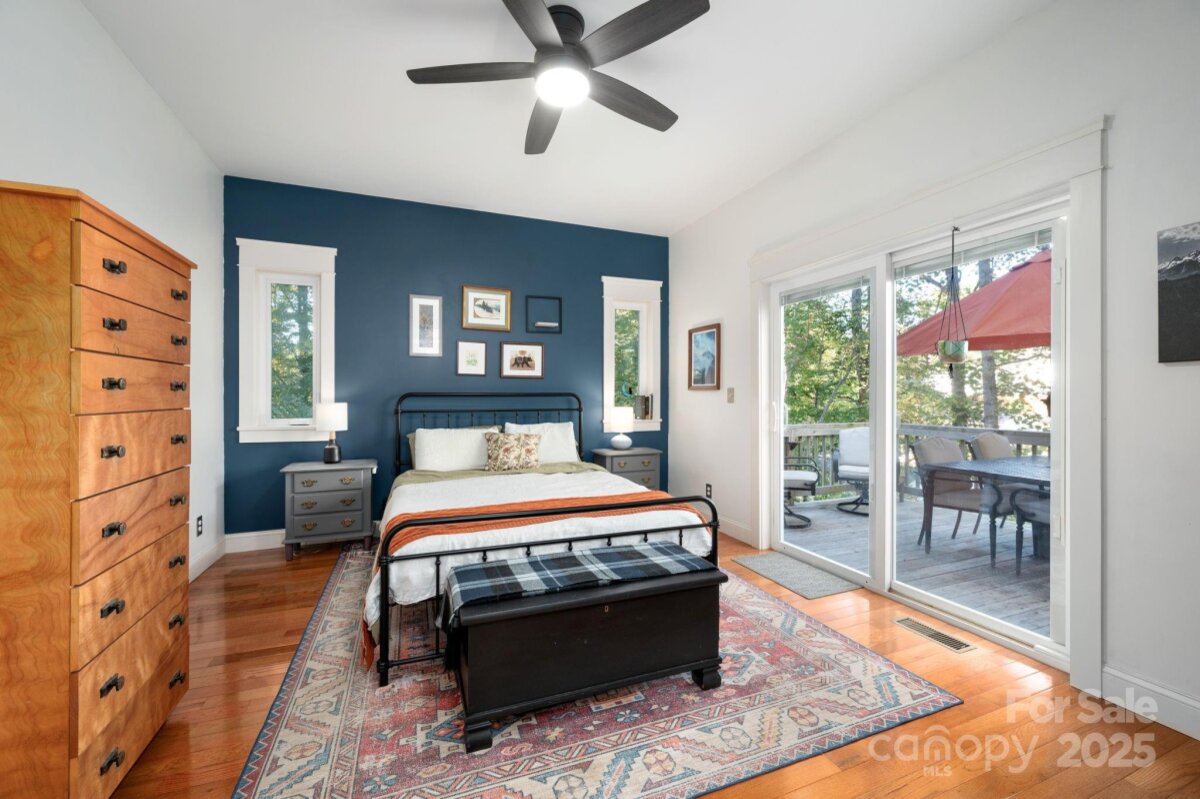 West Asheville 13 4312880m