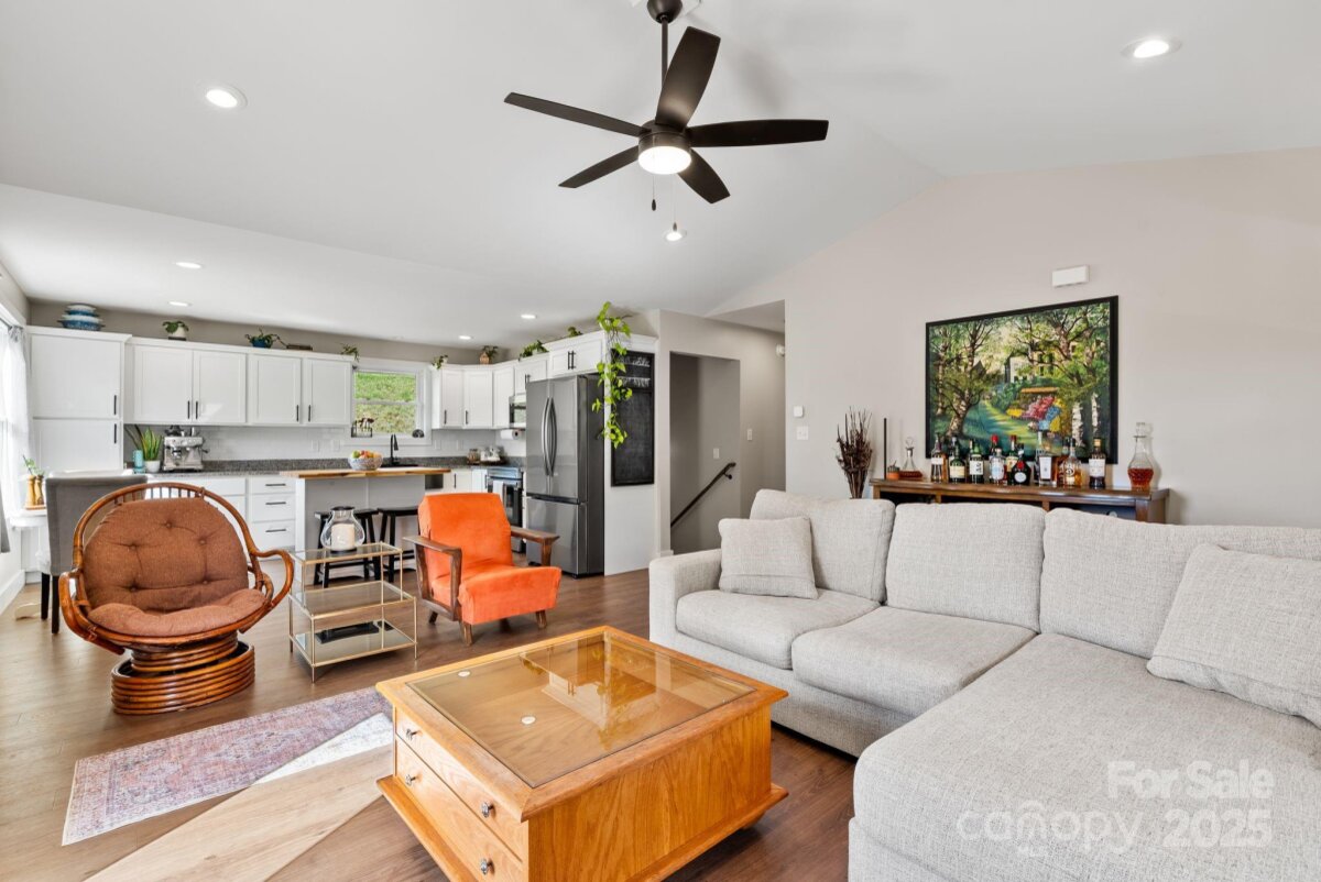 Mars Hill 9 4313081i