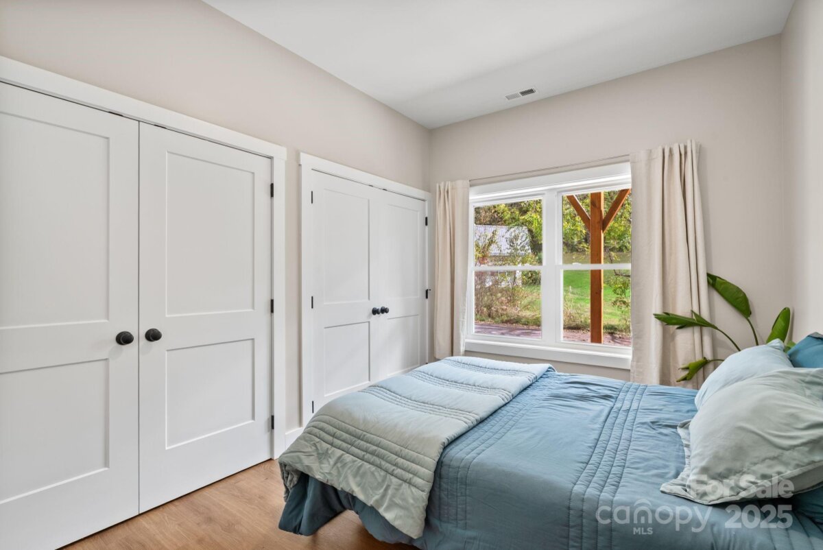 Mars Hill 21 4313081u