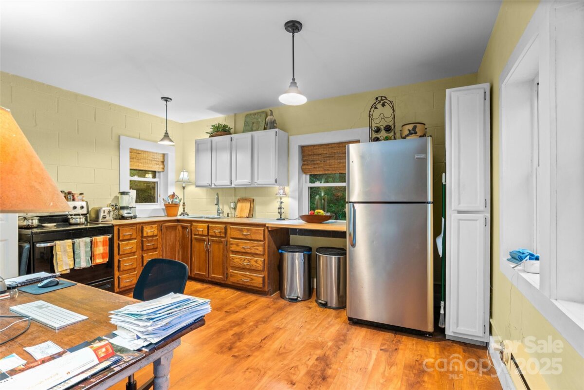 Leicester 13 4313323m