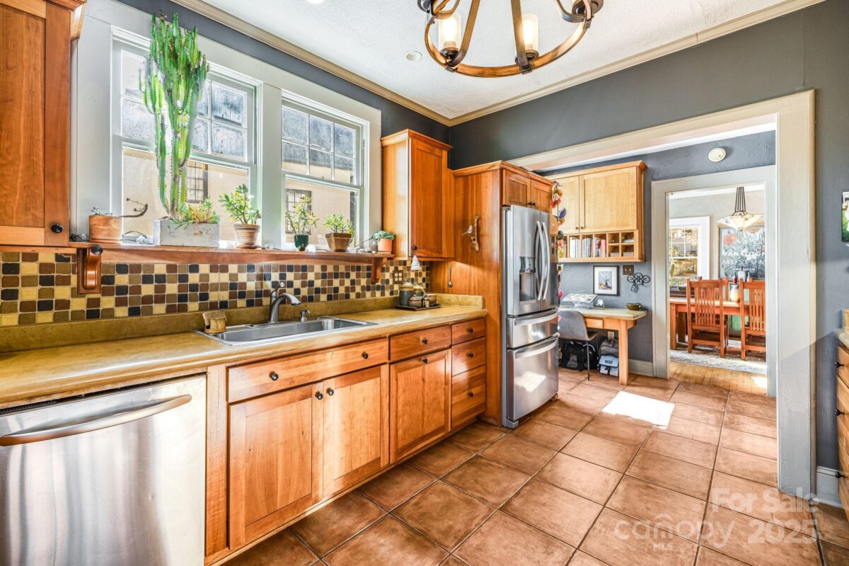 Kenilworth 16 4313444p