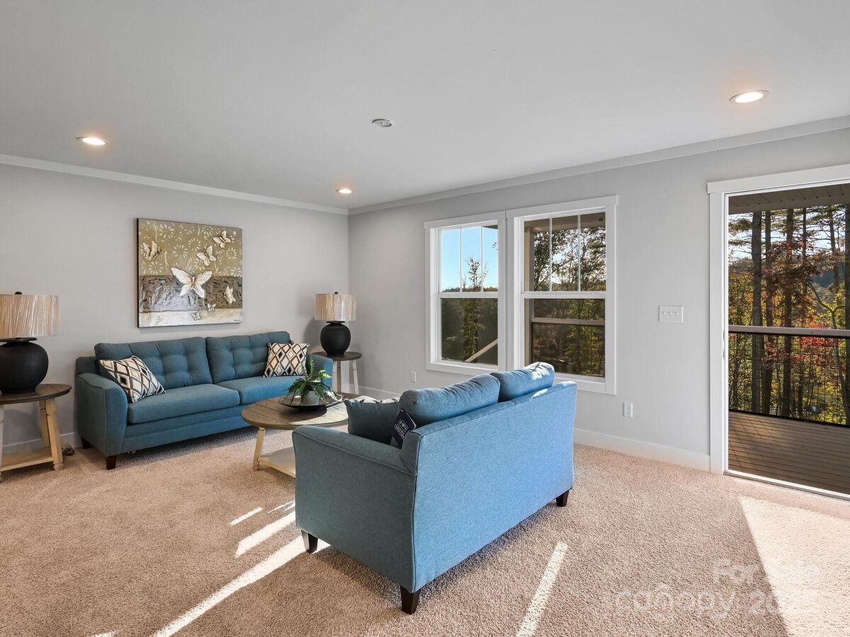 Mars Hill 12 4313514l