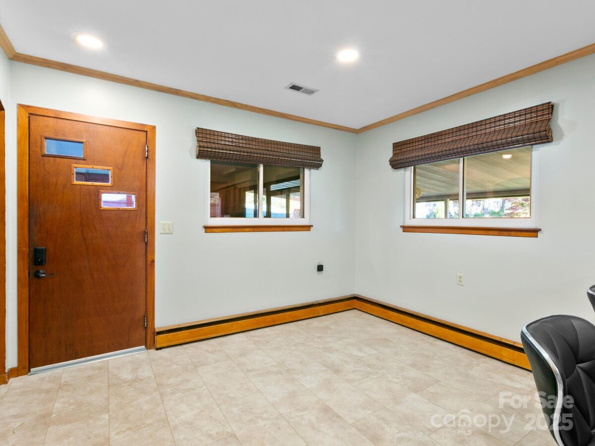 Candler 16 4313548p
