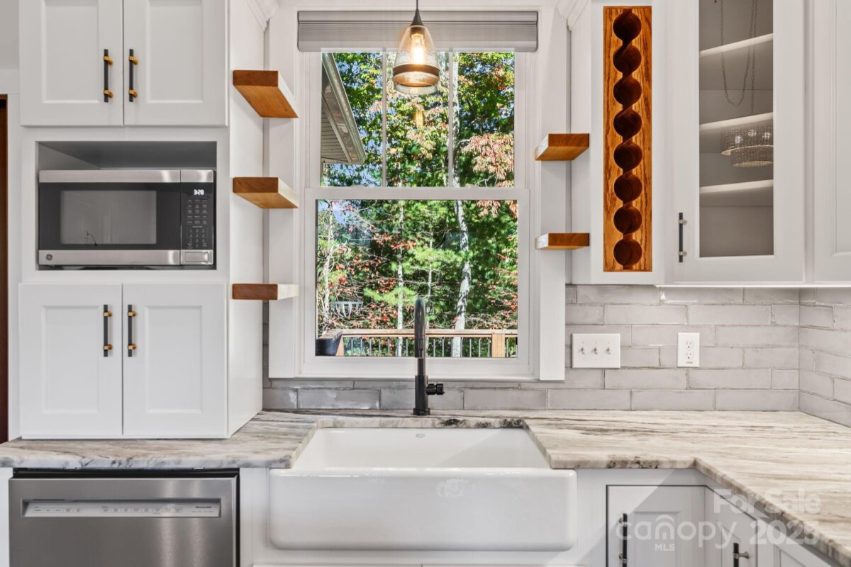 Leicester 13 4313578m