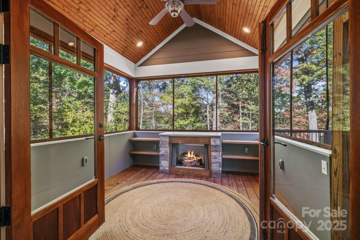 Leicester 15 4313578o