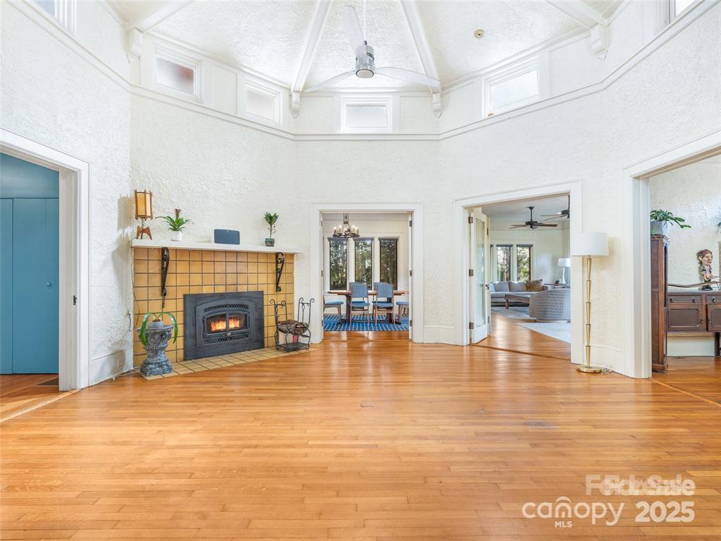 Kenilworth 9 4313661i