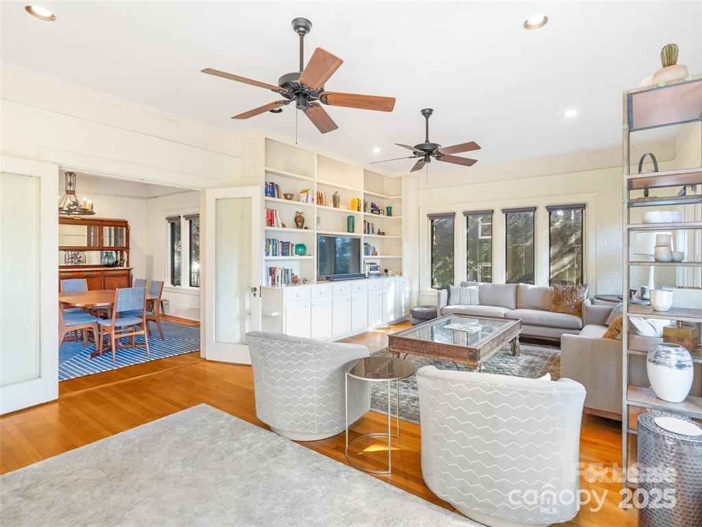 Kenilworth 12 4313661l