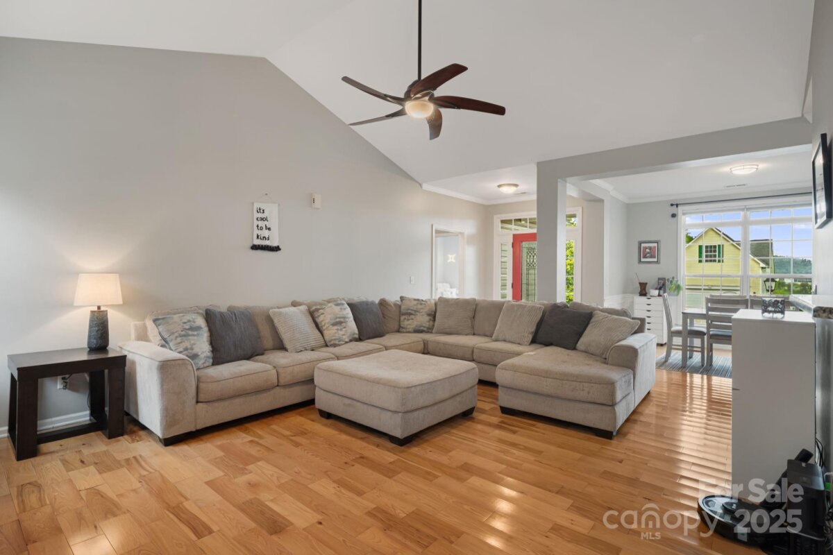 Avery Creek 7 4313703g