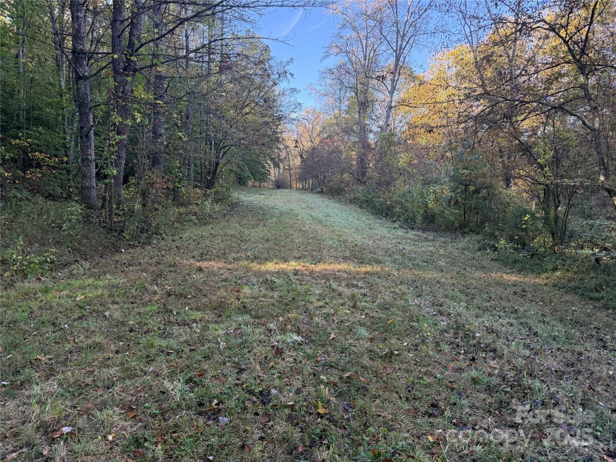 Weaverville 10 4313734j