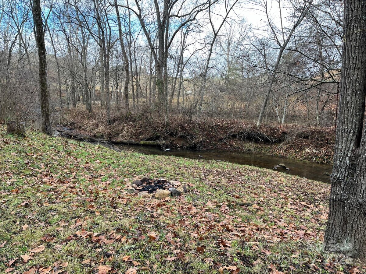 Weaverville 13 4313734m