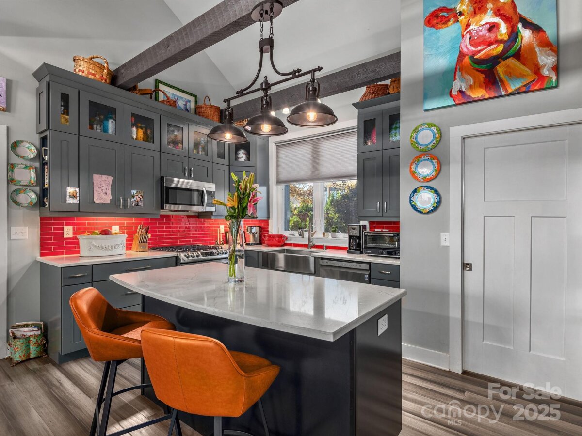 Weaverville 7 4313826g