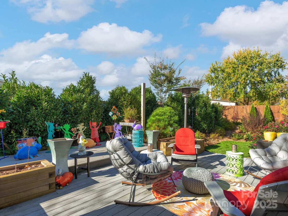 Weaverville 17 4313826q