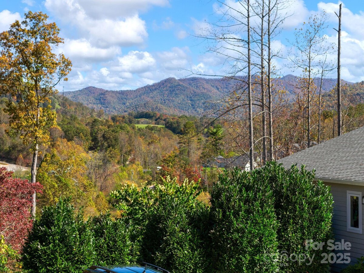 Weaverville 18 4313826r