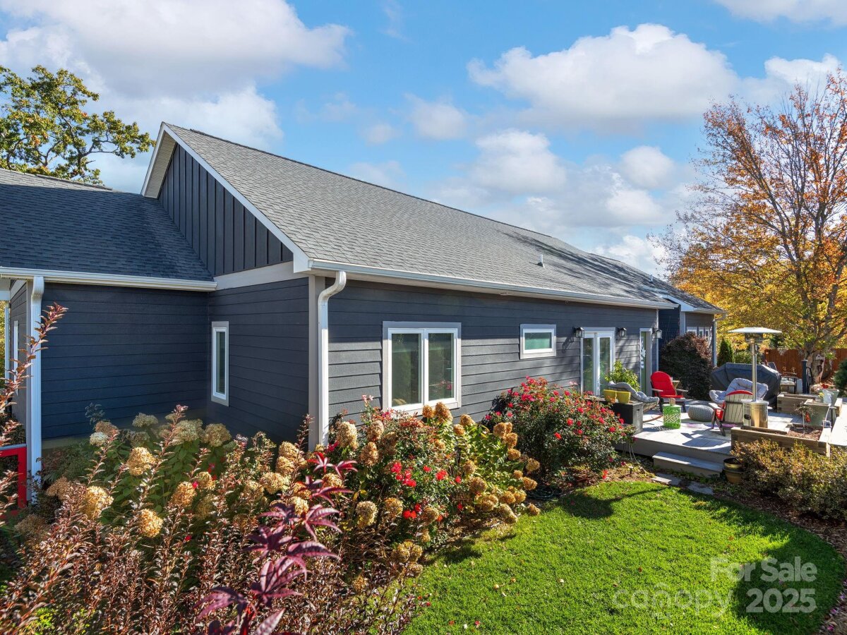 Weaverville 19 4313826s