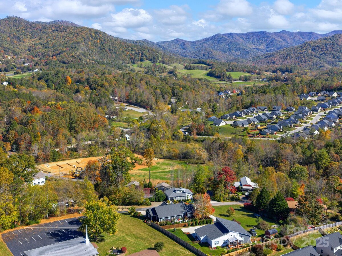 Weaverville 22 4313826v