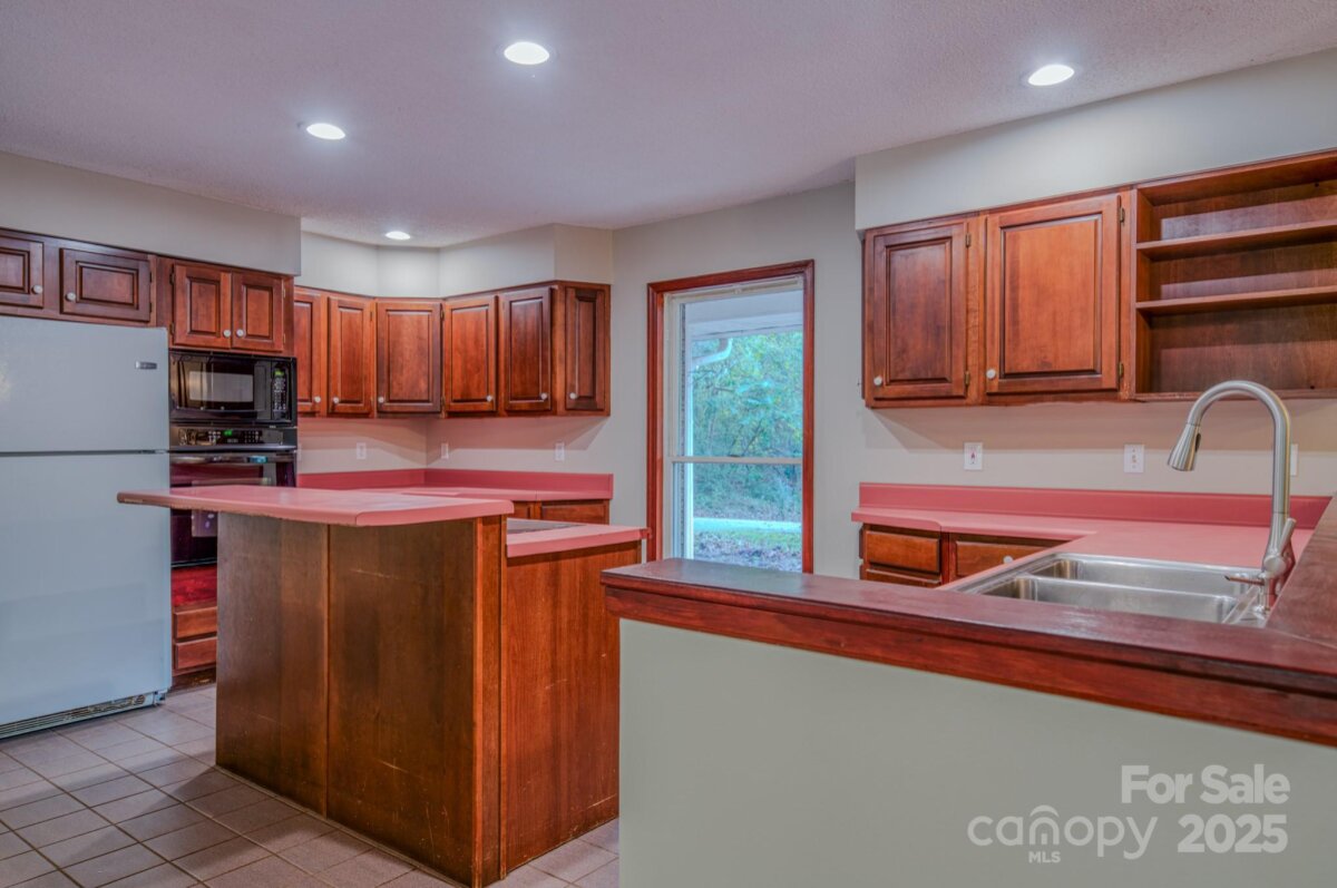 Candler 23 4314143w