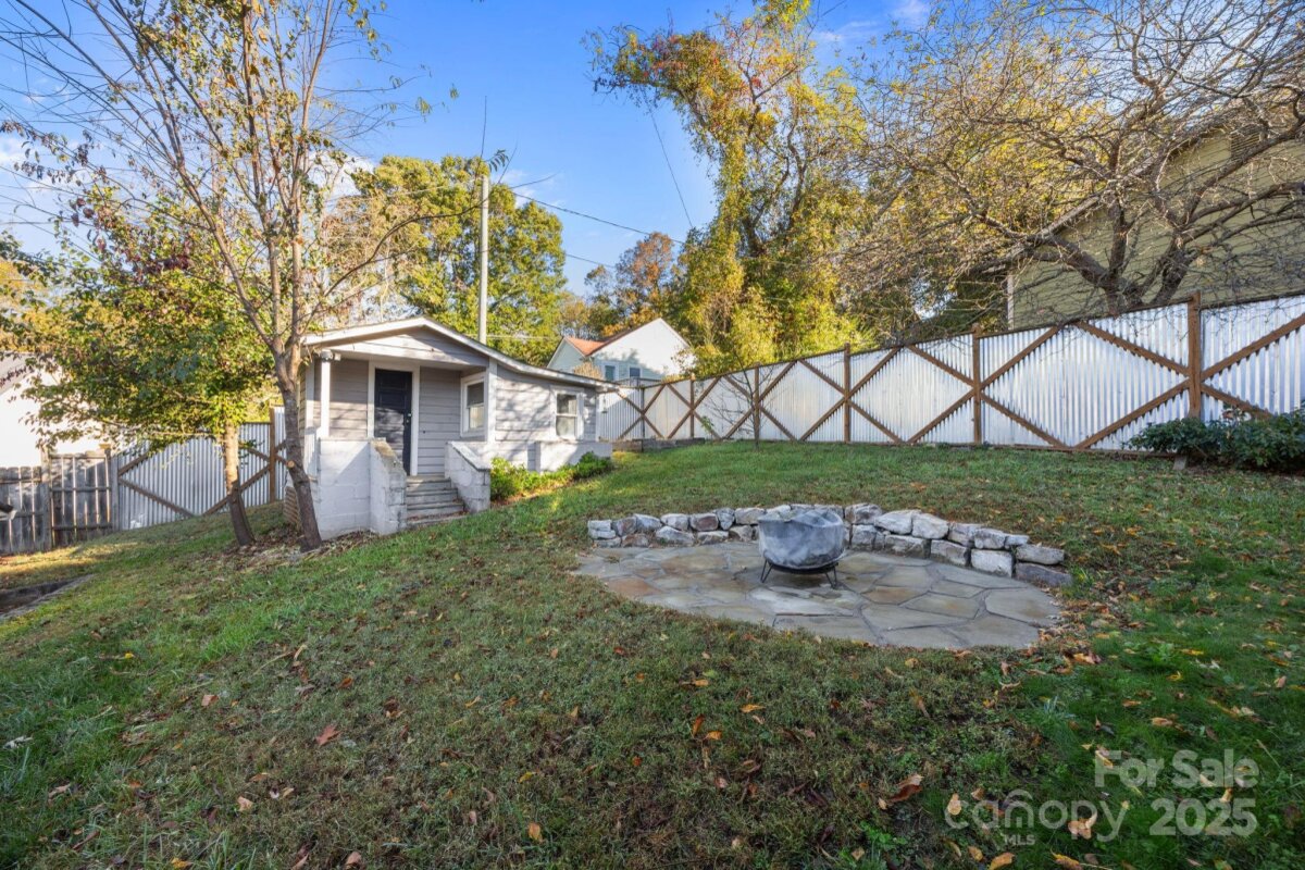 West Asheville 7 4314426g