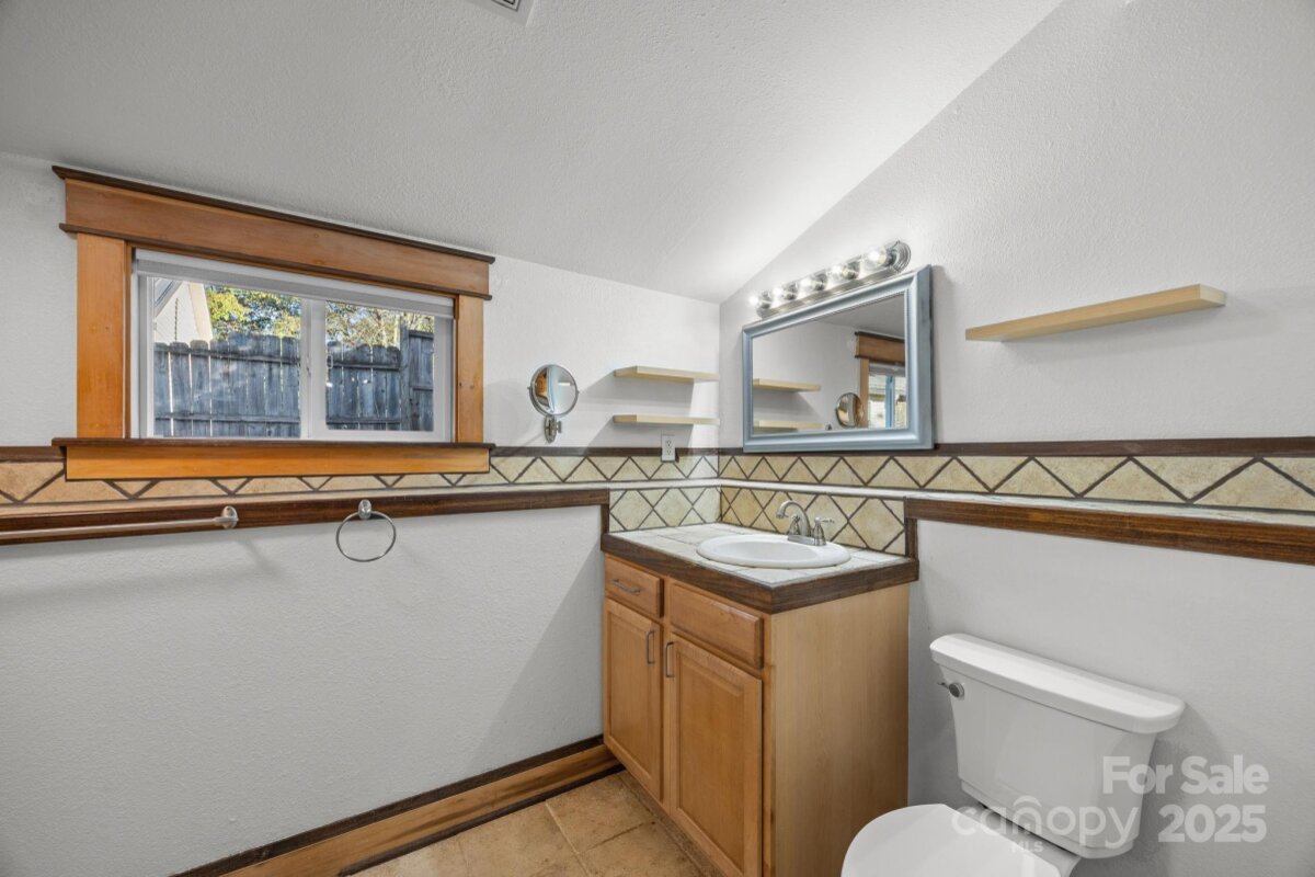 West Asheville 26 4314426z