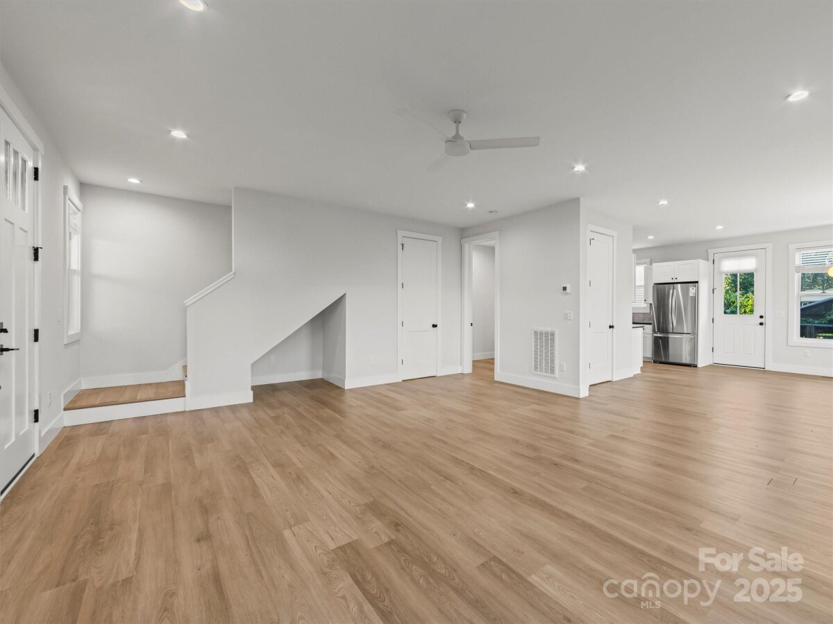 West Asheville 4 4314607d