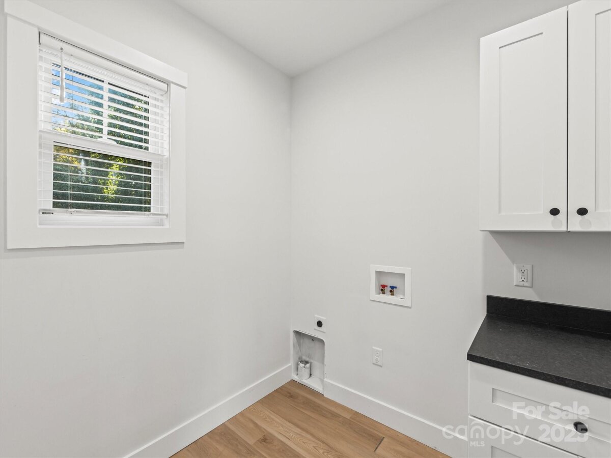 West Asheville 10 4314607j