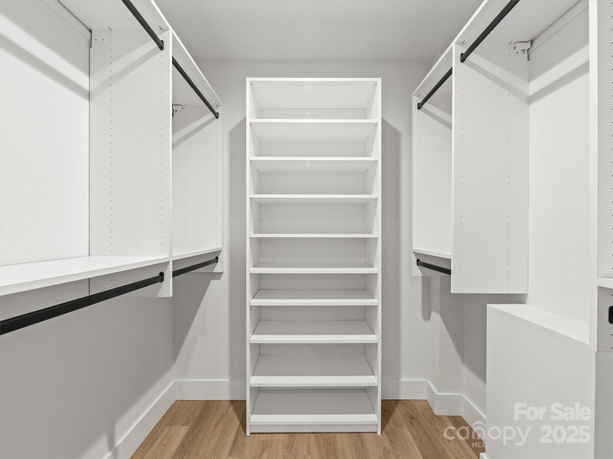 West Asheville 15 4314607o