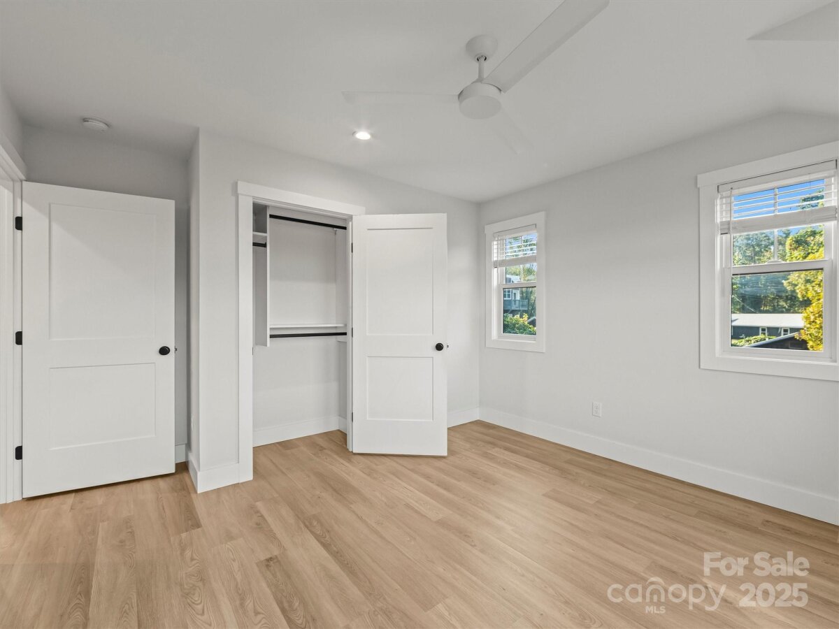 West Asheville 20 4314607t